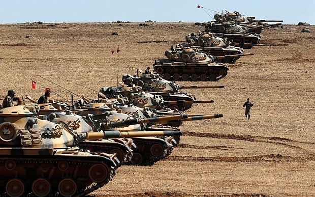آرایش هجومی تانک‌های ترکیه در مرز با کردستان عراق