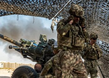 تحرکات گسترده نظامی برای حضور در مناطق کردنشین سوریه/ شمار نظامیان آمریکا در عراق بیش از ۵ هزار نفر است