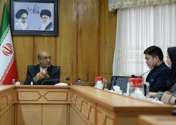 توافق استاندار کرمانشاه با سرمایه‌گذاران چینی برای ۱۳ میلیون دلار سرمایه‌گذاری