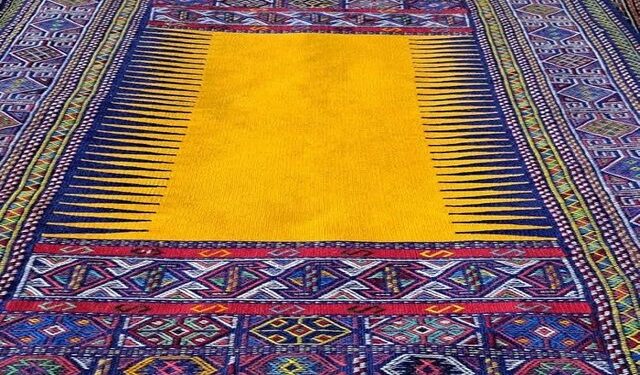 صادرات بیش از ۱۴ میلیون دلار صنایع دستی آذربایجان غربی