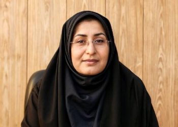 بانوی کرد اهل سنت سرپرست فرمانداری روانسر در کرمانشاه شد