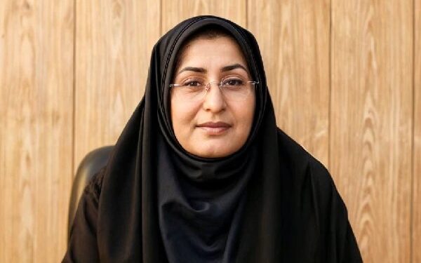 بانوی کرد اهل سنت سرپرست فرمانداری روانسر در کرمانشاه شد