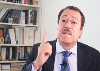 «عبدالباری عطوان» تحلیل کرد؛  بازگشت جنگ در هشت جبهه/ تغییر نقشه‌های خاورمیانه طی هفته‌های آتی