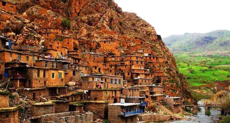 آوای آرامش بخش تاریخ و طبیعت کردستان در گوش مسافران نوروزی