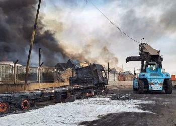 رییس اورژانس کشور: مداوای مصدومان حادثه بندرعباس بدون کمک‌ خارجی انجام شد