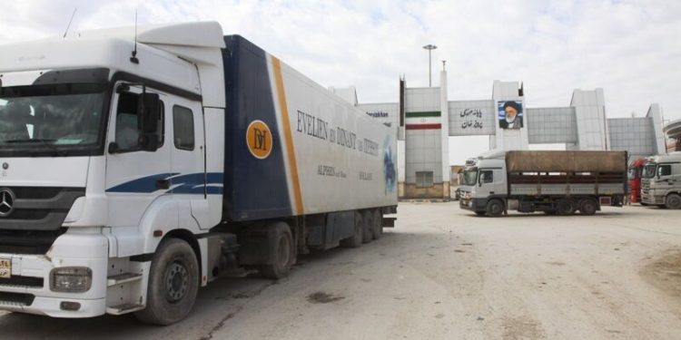 صادرات کالا از گمرک پرویزخان کرمانشاه به مرز یک میلیارد دلار رسید