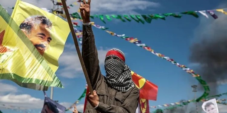 صلح از زندان، جنگ در کوهستان؛ پ.ک.ک به کدام سو میرود؟