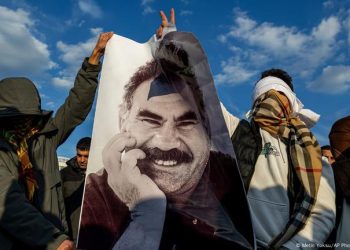 ضرورت رهایی گروه‌های کُردی از رومانتیسیسم سیاسی