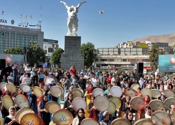 اعلام برنامه‌های هفته فرهنگی سنندج/ از کارناوال موسیقی تا جشنواره اسب سواری