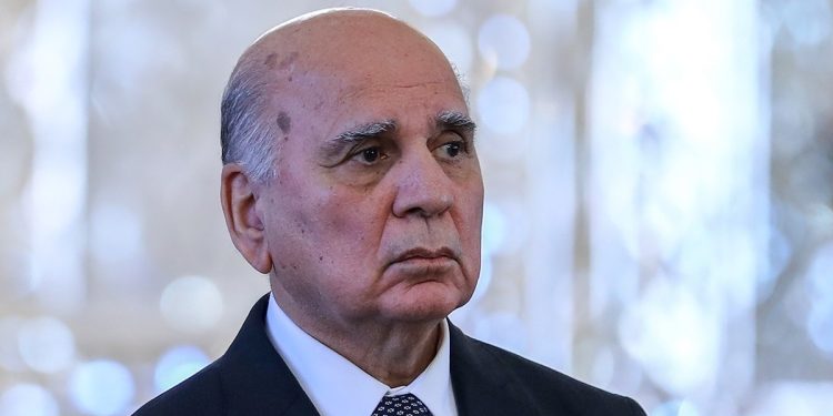 فواد حسین: عراق مشکل مالی دارد