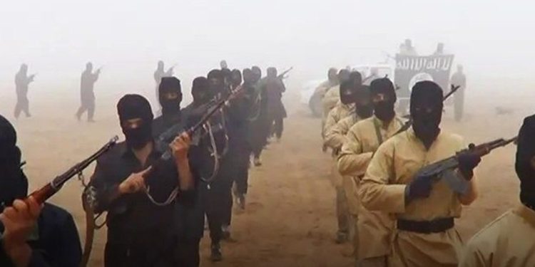 حملات داعش با خودروی بمب‌گذاری شده در شرق سوریه