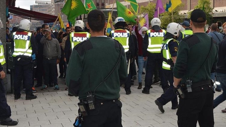 استقبال دیرهنگام سوئد از انحلال پ‌.ک‌.ک