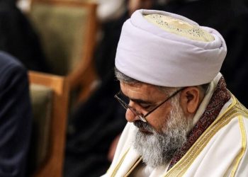 نماینده کردستان در مجلس خبرگان رهبری: خون فرماندهان سپاه و دانشمندان سرآغاز انتقامی سهمگین و کوبنده است