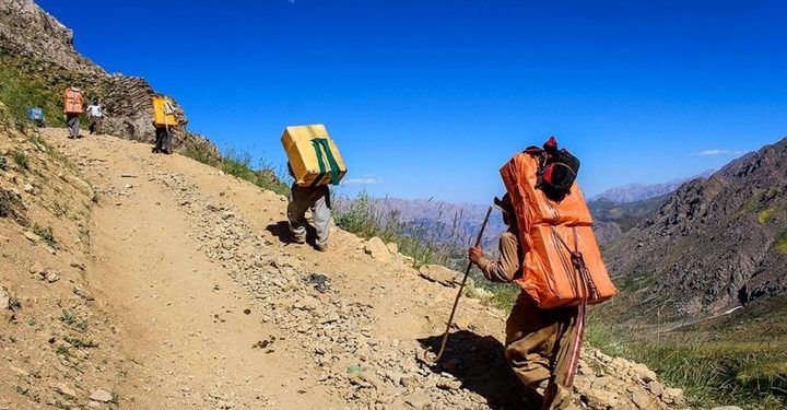 واردات به رویه کولبری با قانون جدید در آذربایجان غربی آغاز شد