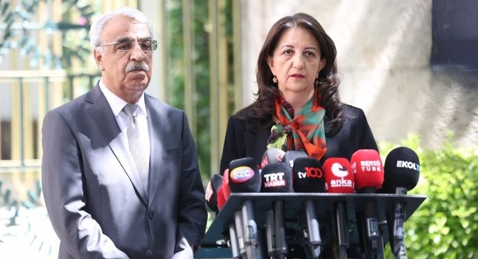 هیئت امرالی: روند گفت‌وگوهای صلح به مرحله حساسی رسیده است