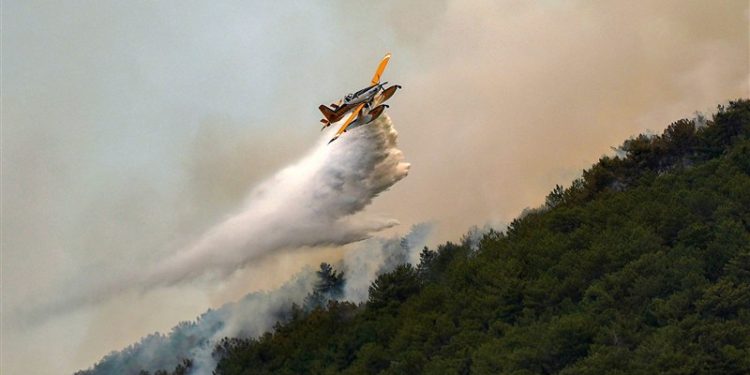 گسترش آتش سوزی در ترکیه و انتقاد از سوء مدیریت دولت