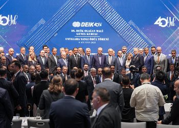 اردوغان: جنگ با پ.ک.ک دو تریلیون دلار به اقتصاد ترکیه خسارت زده / ورود به مرحله تازه مبارزه با تروریسم