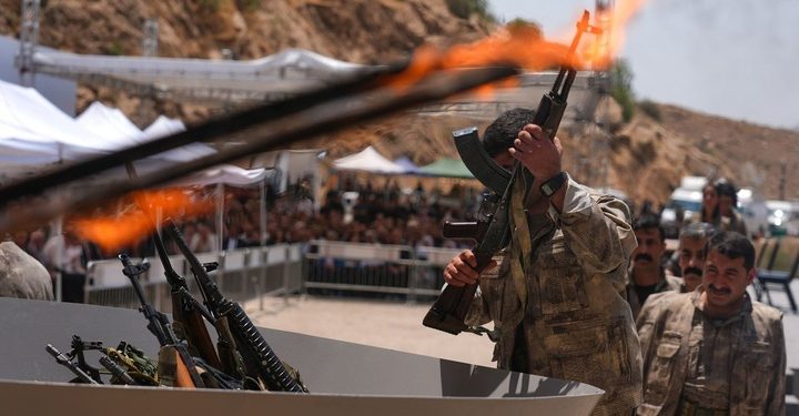 توافق آنکارا و پ.ک.ک به کندی پیش میرود؛ نگرانی از توقف روند صلح