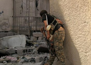 درگیری میان ارتش سوریه و اعضای گروه تروریستی پ.ک.ک/ی.پ.گ در رقه